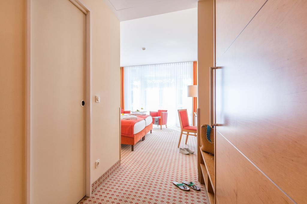 Park-Hotel Huebner รอสต็อค ภายนอก รูปภาพ