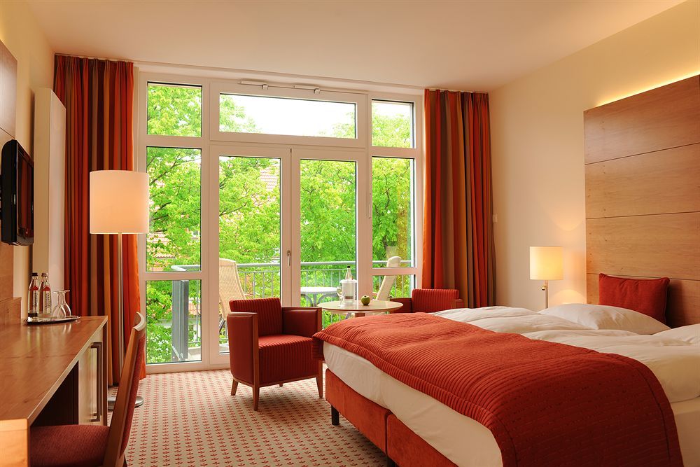 Park-Hotel Huebner รอสต็อค ภายนอก รูปภาพ